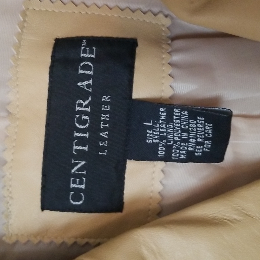 Centigrade Ladies Leather Coat - Picture 10 of 16